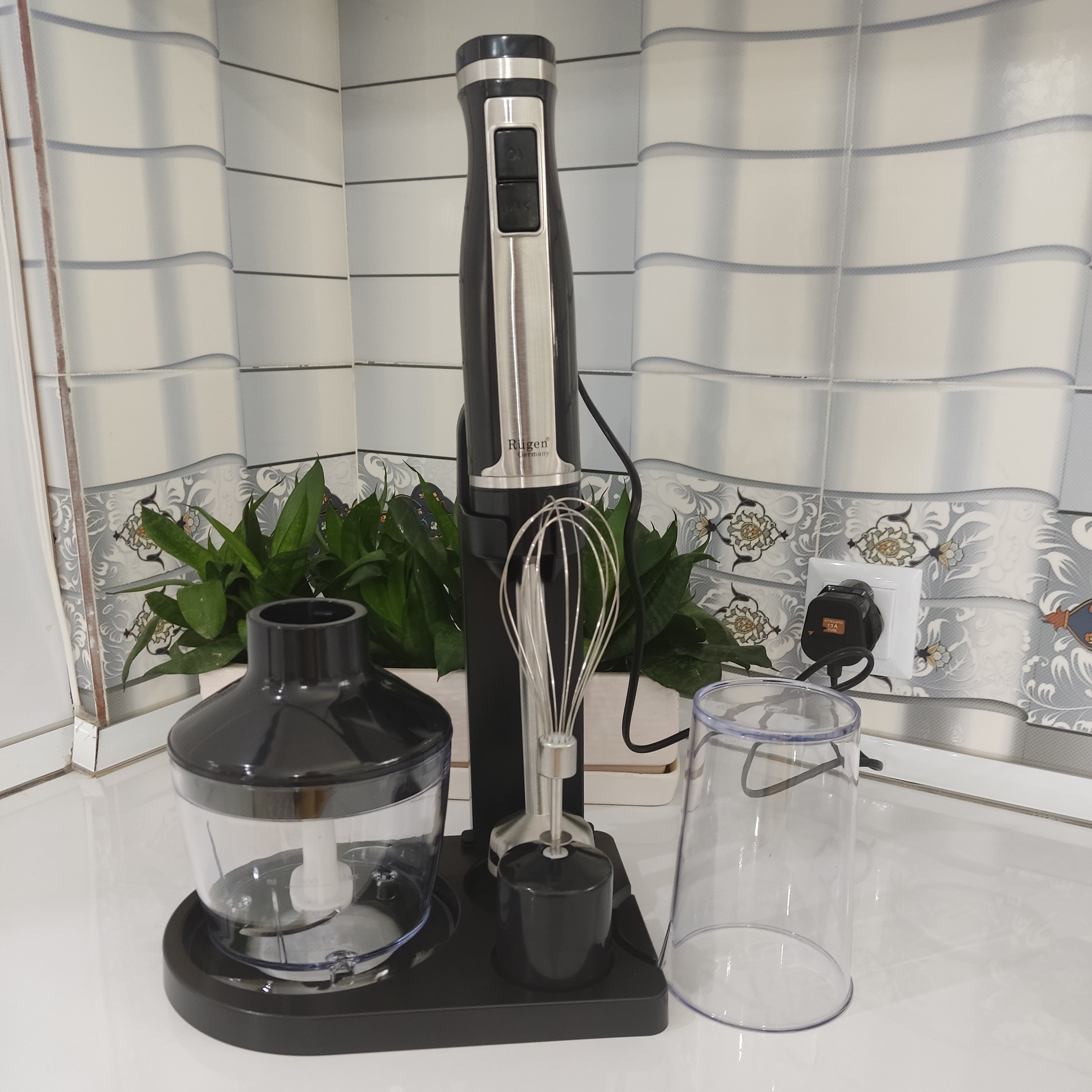 گوشت کوب 4کاره روگن مدل R2220