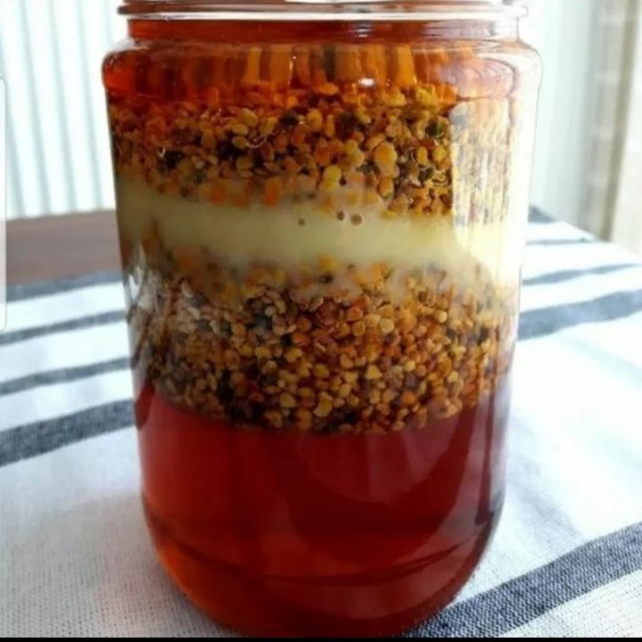عسل طبیعی گرده گل ژل رویال(عسل فروشی حاج عبدالله بذری)